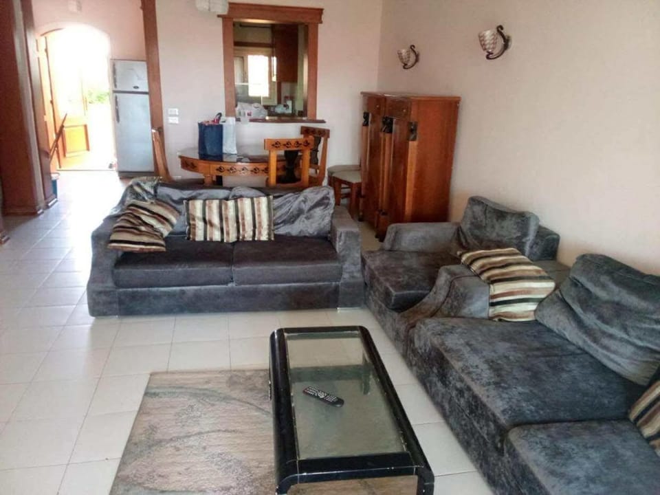 شاليه نبيلا ساحل Marina غرفتين وصاله يرى البحر Apartment in Egypt
