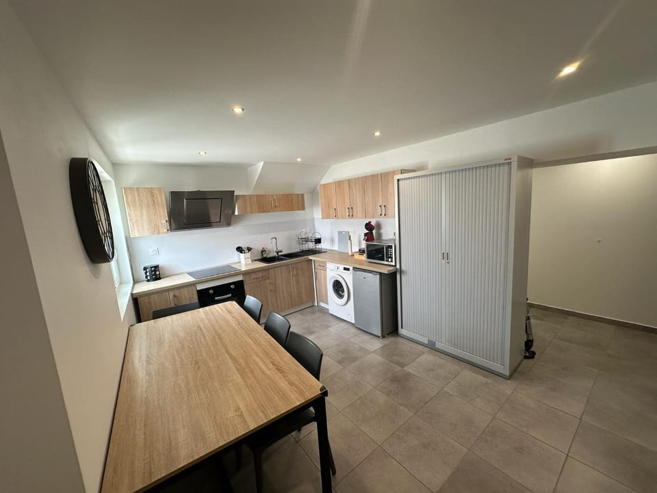 Superbe T2 moderne refait à neuf Apartment in Pont-Saint-Esprit