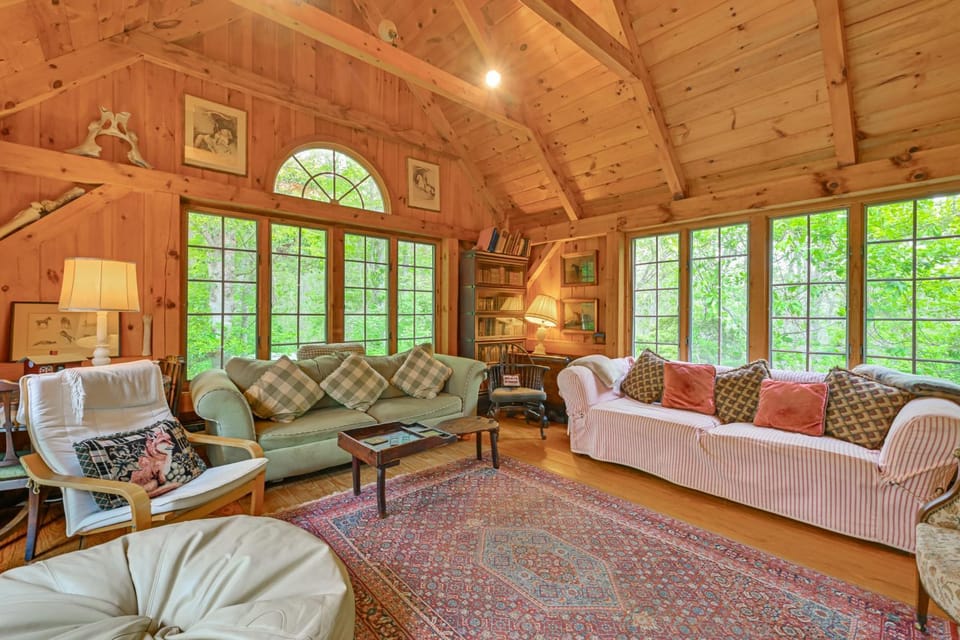 20-Acre Hamptons Nature Escape w/ Hot Tub & Pool House in Amagansett