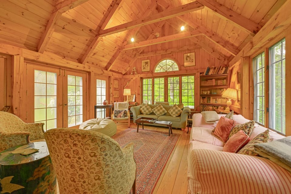 20-Acre Hamptons Nature Escape w/ Hot Tub & Pool House in Amagansett