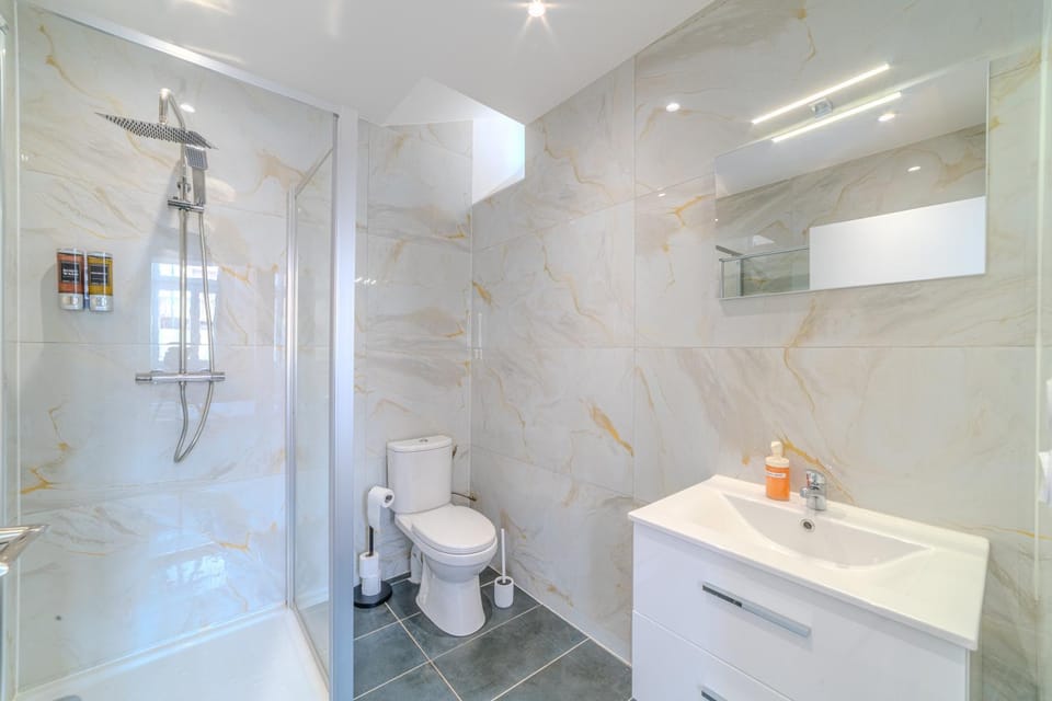 Iris Parking & Clim - Roanne centre-ville Apartment in Auvergne-Rhône-Alpes