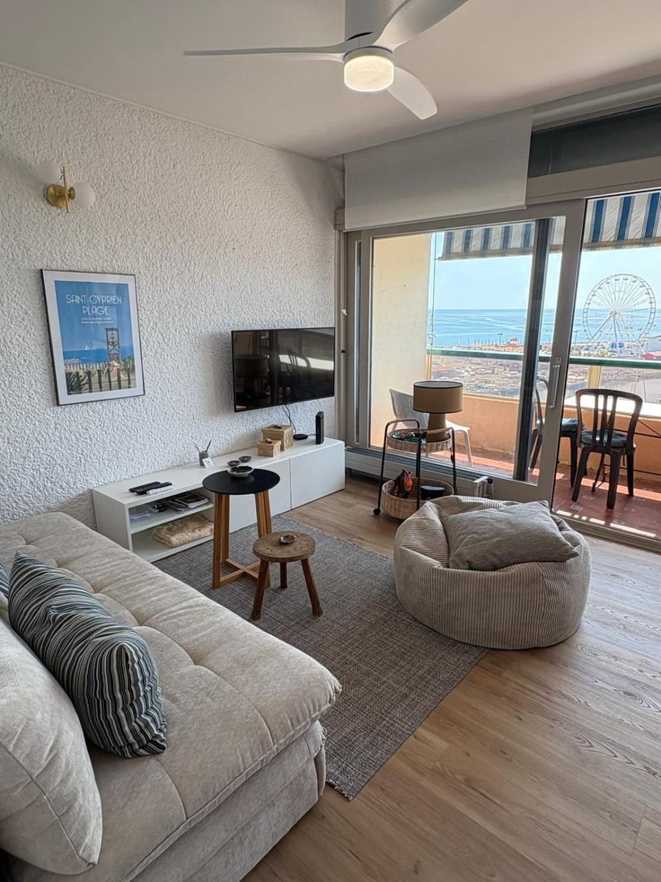 Appart modernise vue mer ambiance Marine Apartment in Saint-Cyprien