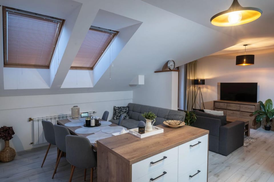 Kitchen or kitchenette, Living room, Dining area