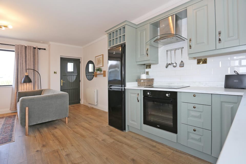 Seaside Cottage in Spanish Point House in County Clare
