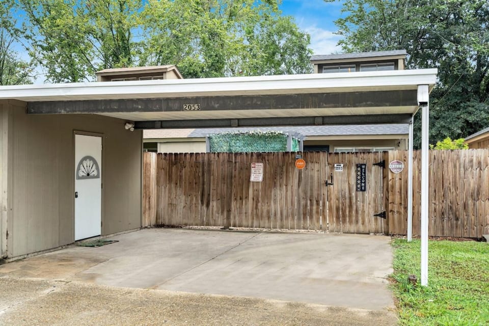 LSU Tiger Den House in Baton Rouge