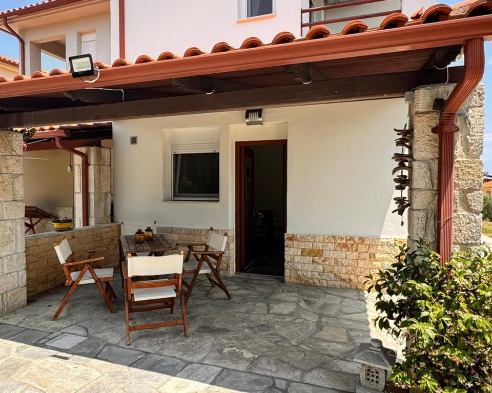 The Big Olive Tree House in Halkidiki