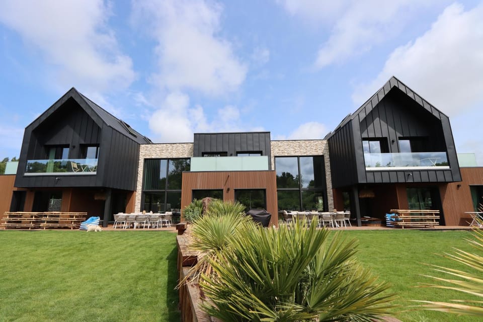 Property building, Garden view