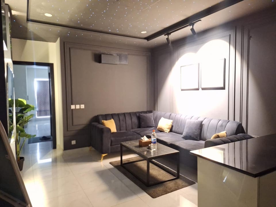 Universe Apartment 1bedroom By StayLux Suits Apartment in Lahore