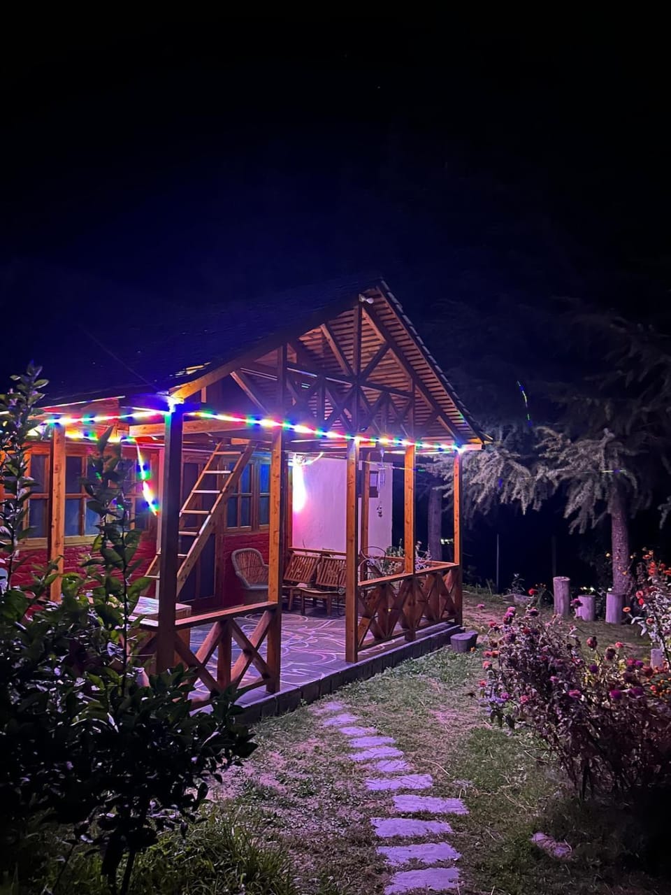 The Nest Farm Stay in Karsog Chalet in Himachal Pradesh