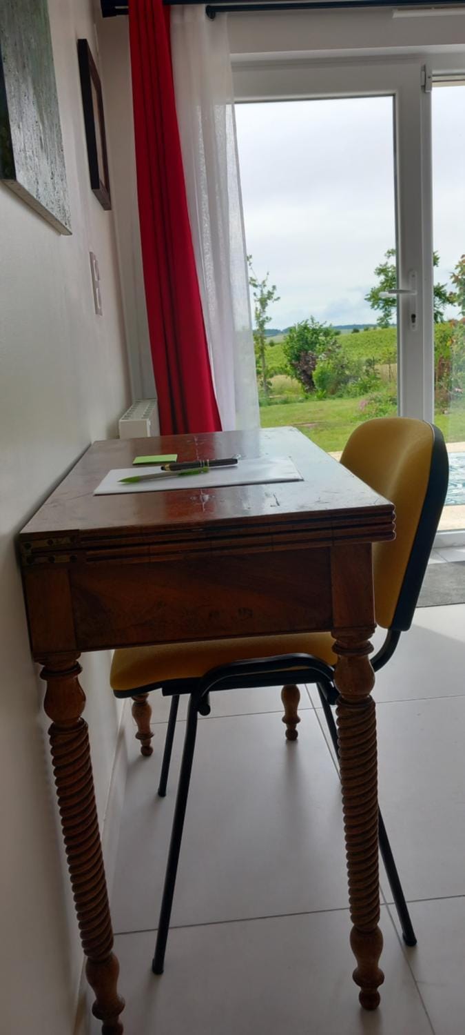 Seating area