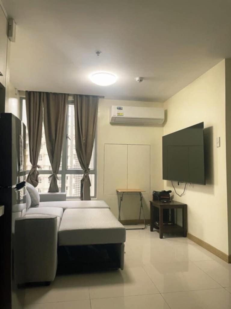 Communal lounge/ TV room, TV and multimedia, air conditioner