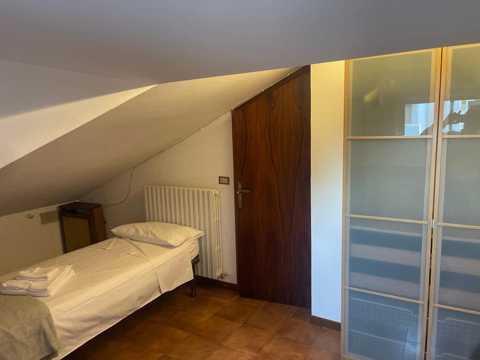 Bed, wardrobe