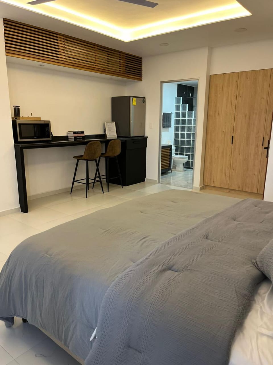 Alux Tower Studio Apartment in Playa del Carmen