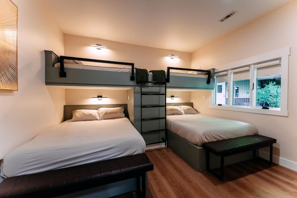 bunk bed