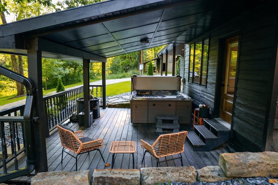Patio, Hot Tub