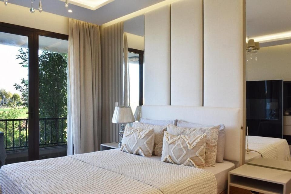 Balcony/Terrace, Bedroom