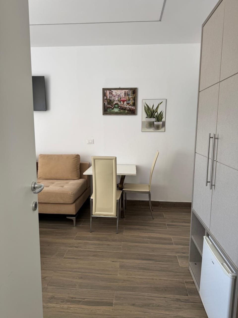 Summer Home Apartment in Vlorë County, Albania
