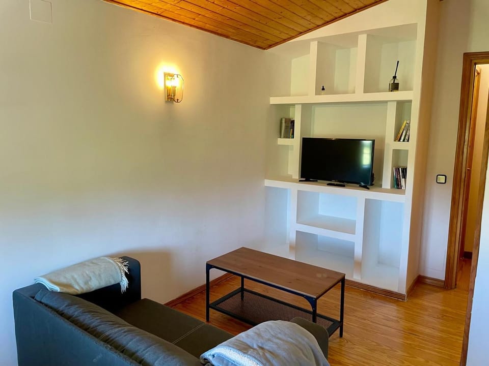 Apartamentos Pico Almanzor Apartment in Extremadura, Spain