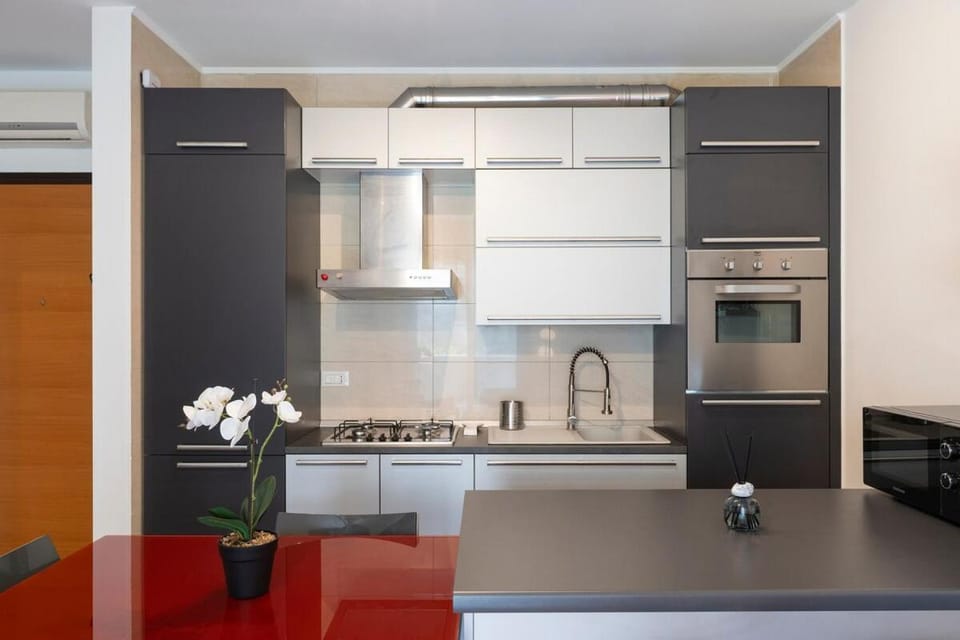 EnJoy Home - La Quercia Apartment in Padua