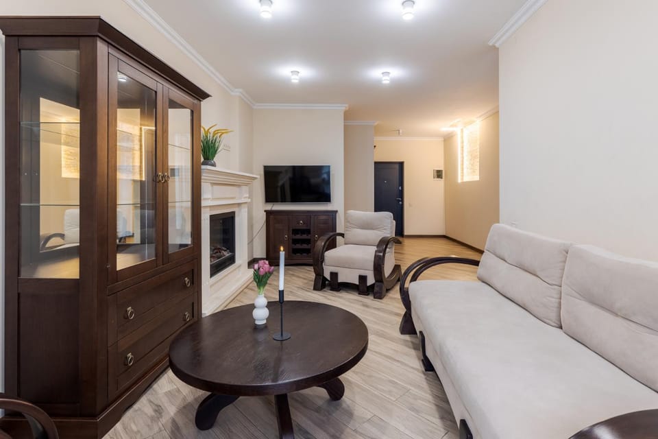 TV and multimedia, Living room, Seating area