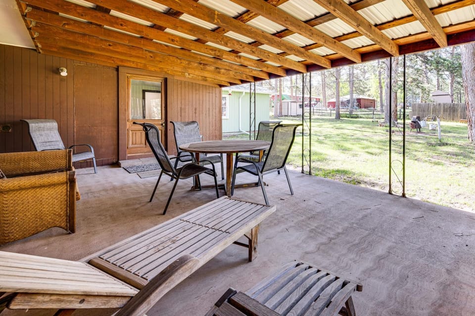 1 Mi to Town: Woodland Park Home w/ Yard! House in Woodland Park