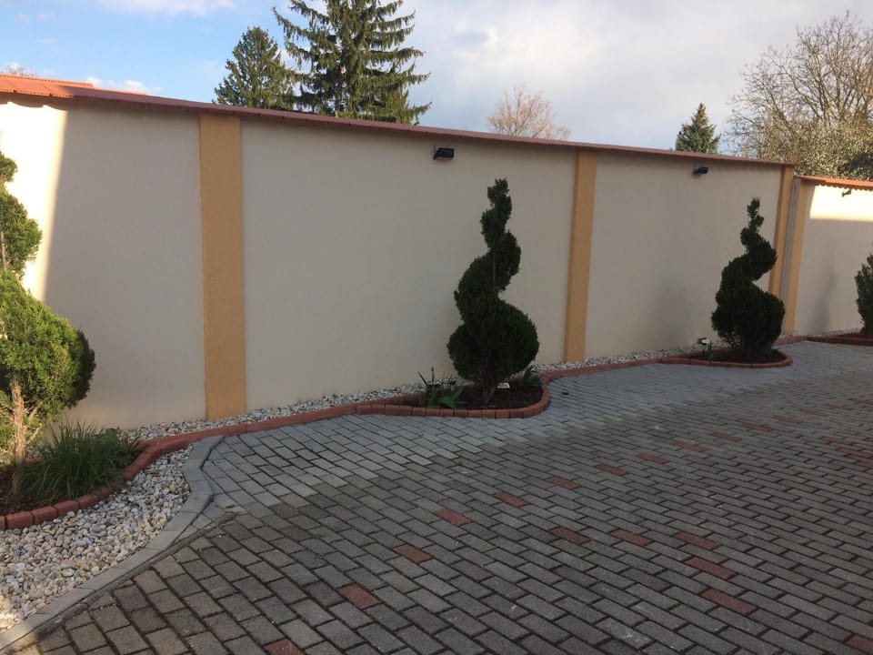 Inner courtyard view