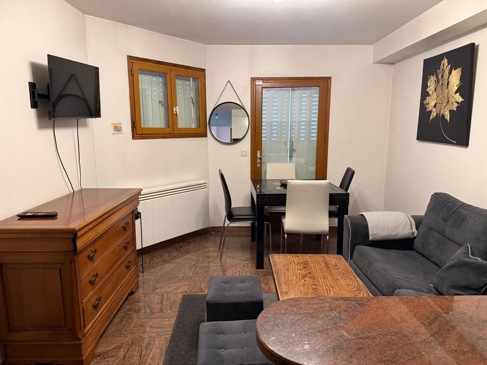 Le Magnifique 3 personnes Drancy Apartment in Drancy