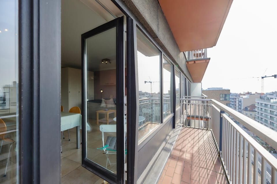 LECOMTE - Central city Ocean view stay 158 Apartment in Ostend