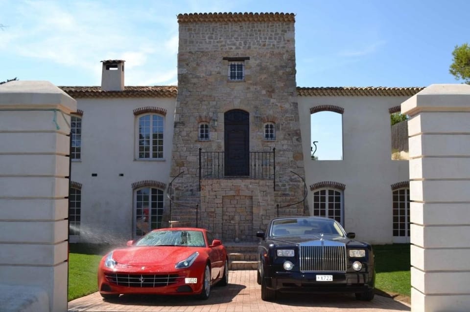 Villa exclusive au sommet de Cannes, 8 chambres, double piscine, vue sur la mer Villa in Cannes