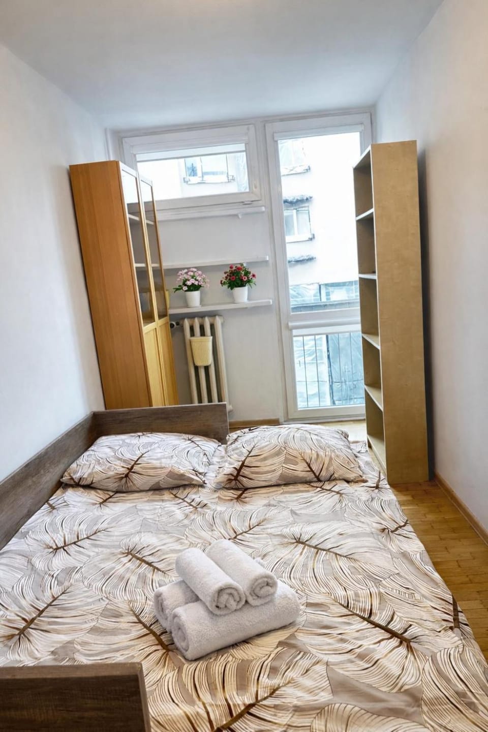 Warsaw Central Muse - 3 Rooms Apart at Grzybowska 5 Apartment in Warsaw