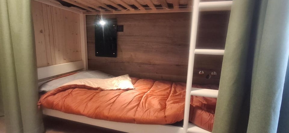 Inner Holiday Dolomites Hostel in Dimaro