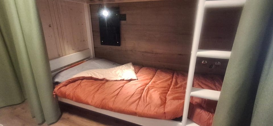 Inner Holiday Dolomites Hostel in Dimaro