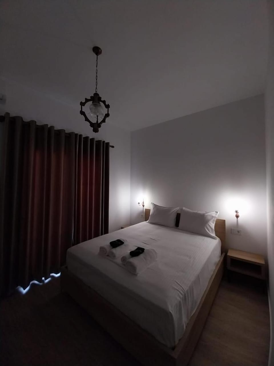 Bed, TV and multimedia, Bedroom, Garden view, Mountain view, Street view, towels