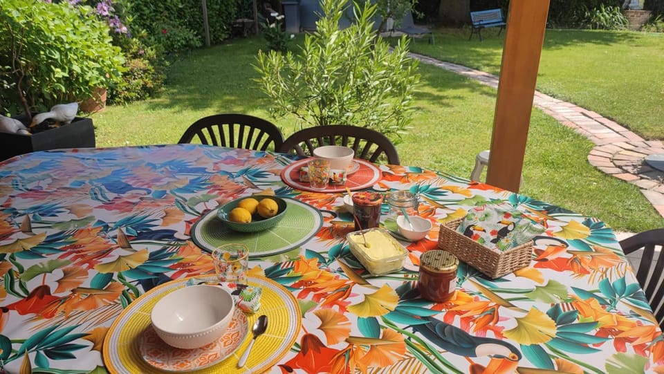 Garden, Dining area, Breakfast