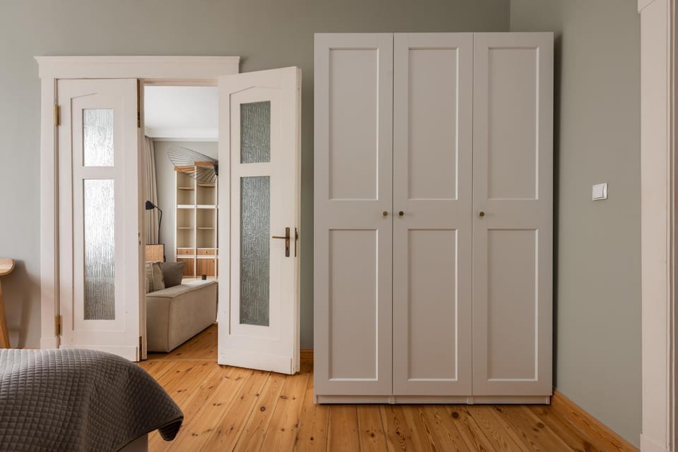 Bed, Photo of the whole room, Bedroom, wardrobe