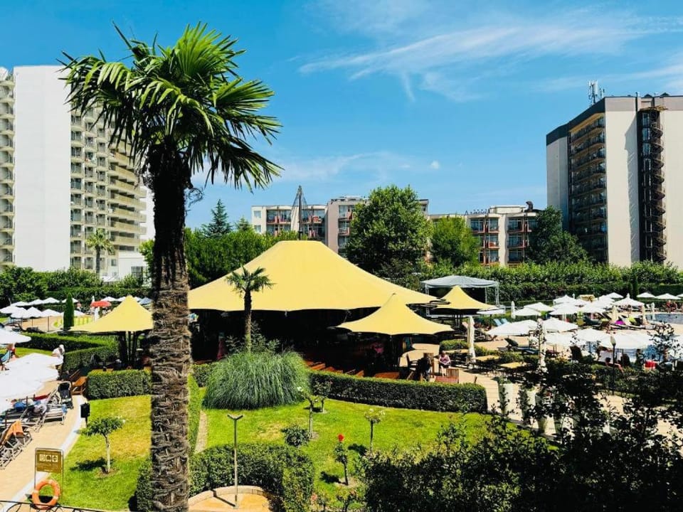 Garden, Garden view