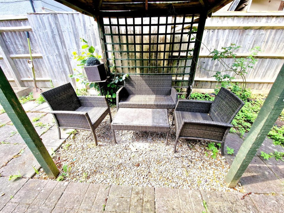 Sweet Rose Guest House Room 5 Bed and Breakfast in Oxford