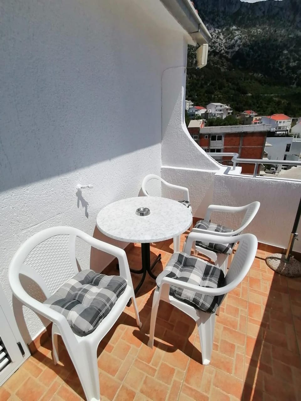 View (from property/room), Balcony/Terrace, Seating area