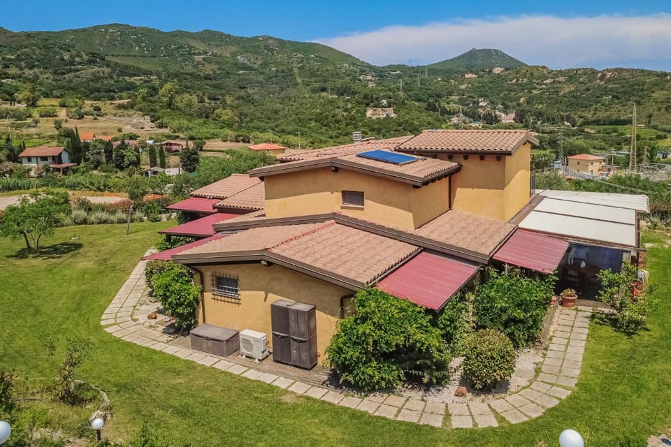 Tra Cielo e Mare Rooms Rio Marina Bed and Breakfast in Tuscany