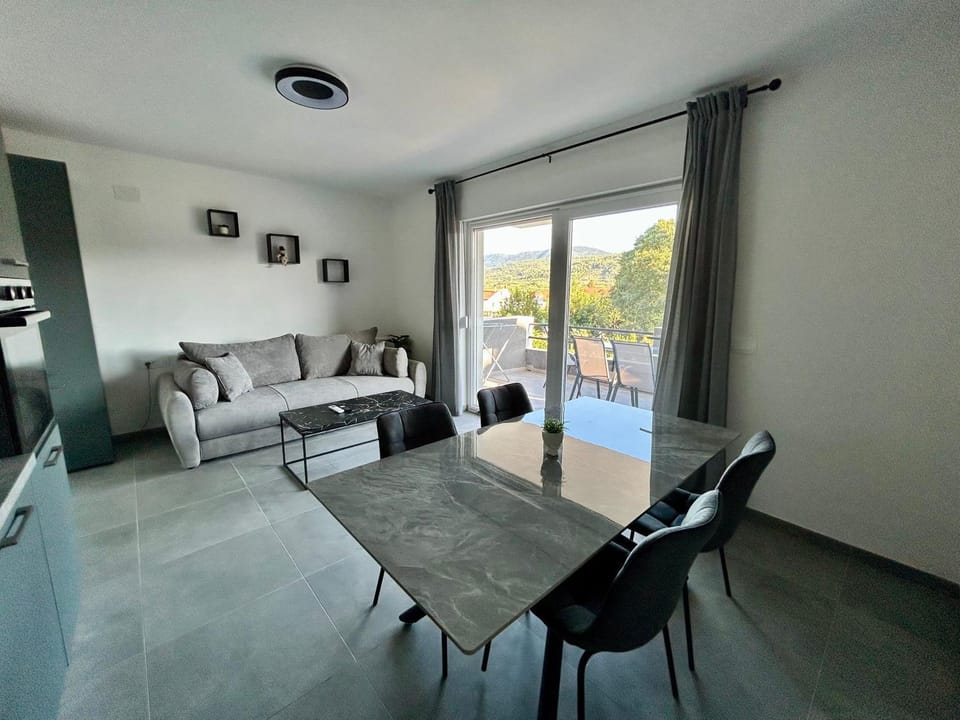 Apartments Silenzio Bed and Breakfast in Stari Grad