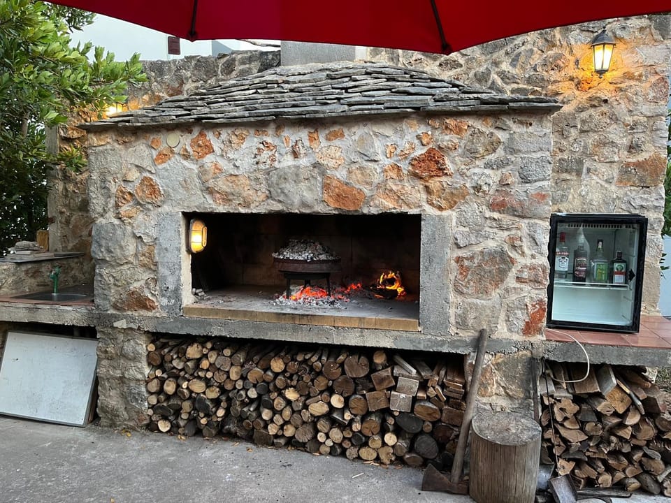 Apartments Silenzio Bed and Breakfast in Stari Grad