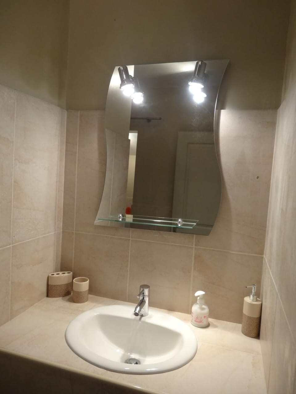 Apartment with large terrace, ground floor Apartment in Narbonne