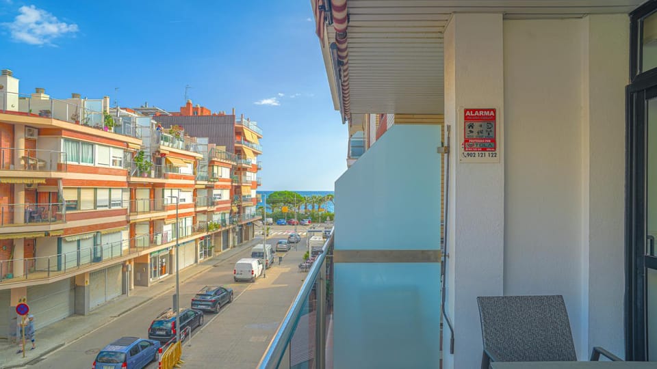 City view, Sea view, Street view