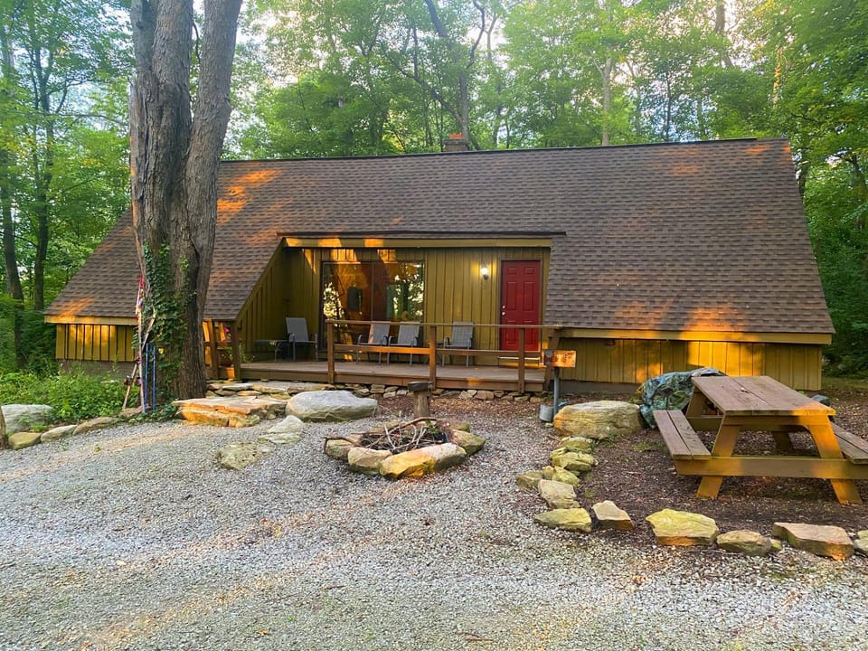 Property building, Day, Natural landscape, BBQ facilities