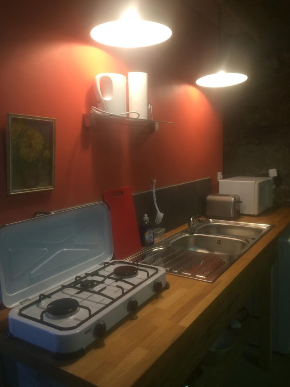 Kitchen or kitchenette, Kitchen or kitchenette