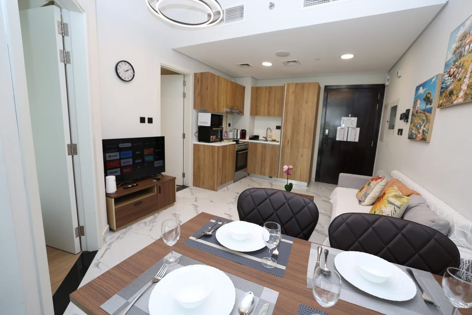 TV and multimedia, Kitchen or kitchenette, Living room