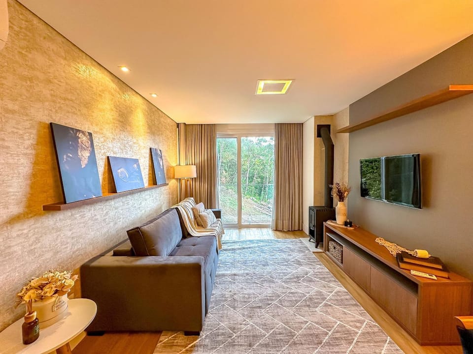 Gramado a pé | Mini Mundo | Acomoda 7 Apartment in Gramado