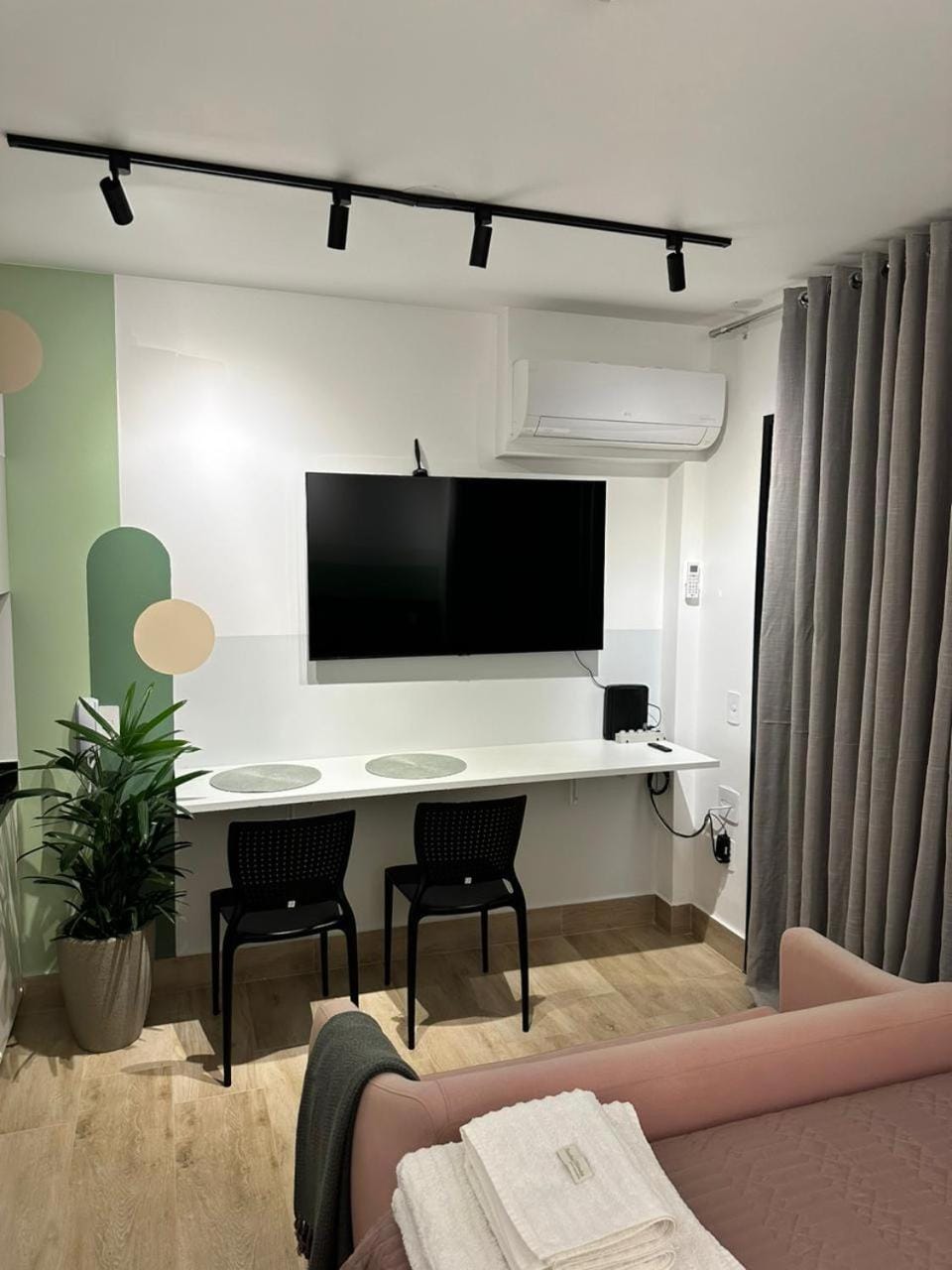 Communal lounge/ TV room, TV and multimedia, Bedroom, air conditioner