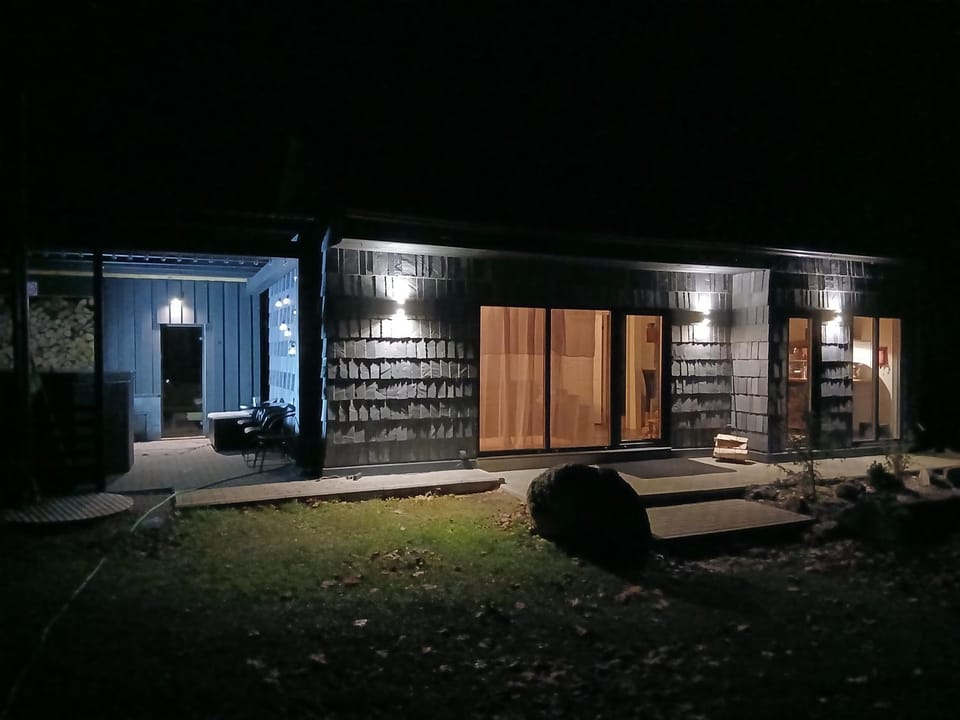 Arakaoja saunamaja House in Estonia