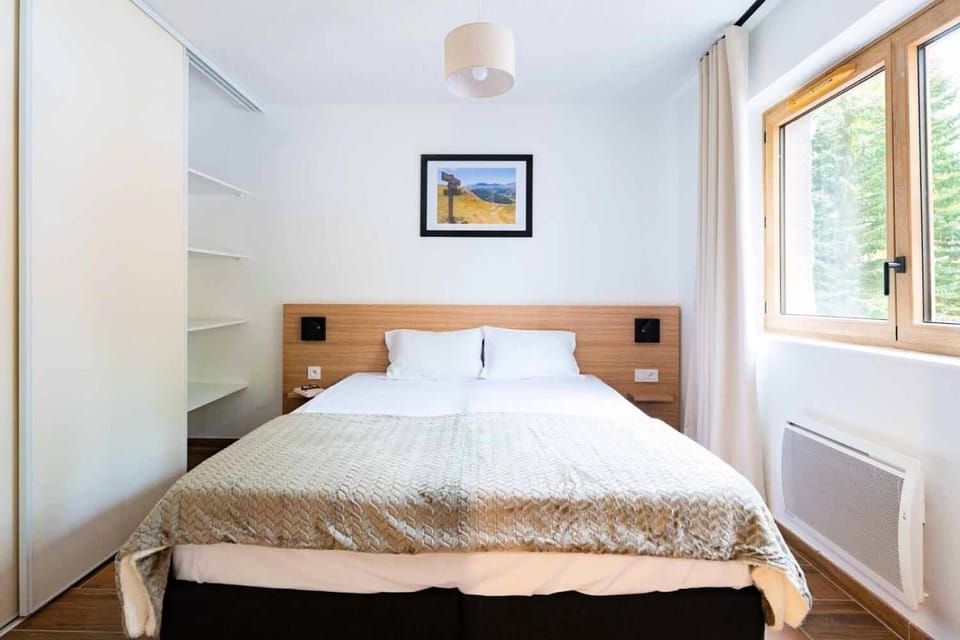 Bed, Bedroom, furniture
